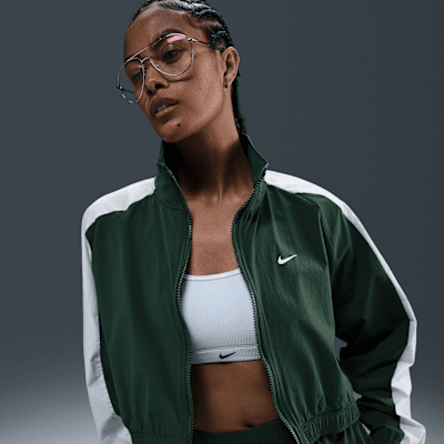 Nike Sportswear Women's Woven Jacket. Nike IL